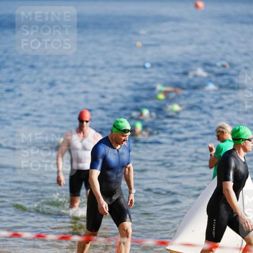 21.06.2026 - 29. Vierlanden-Triathlon LAZAROV Photography http://msf.ph/oto/9859252 21.06.2026 08:18:15 Schwimmen  meine-sportfotos.de