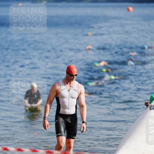 21.06.2026 - 29. Vierlanden-Triathlon LAZAROV Photography http://msf.ph/oto/9859265 21.06.2026 08:18:19 Schwimmen  meine-sportfotos.de
