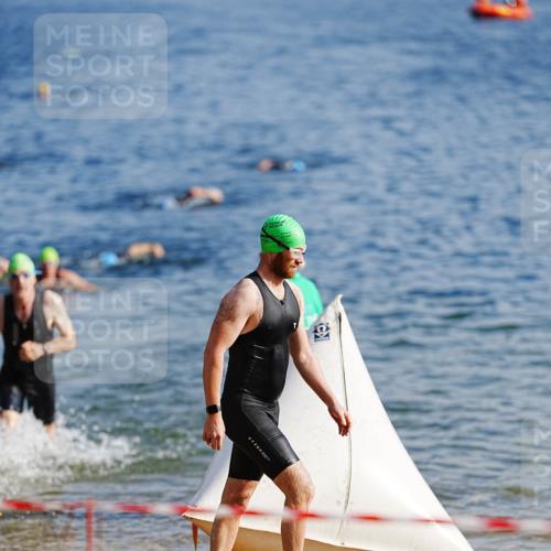 21.06.2026 - 29. Vierlanden-Triathlon LAZAROV Photography http://msf.ph/oto/9859305 21.06.2026 08:18:38 Schwimmen  meine-sportfotos.de