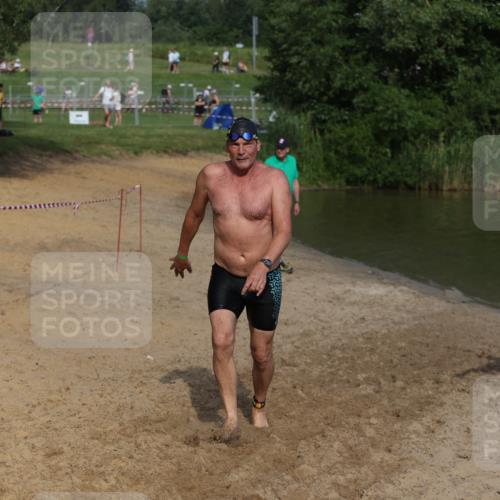 21.06.2026 - 29. Vierlanden-Triathlon Andreas Tolksdorf http://msf.ph/oto/9859321 21.06.2026 09:05:27 Schwimmen 287 meine-sportfotos.de