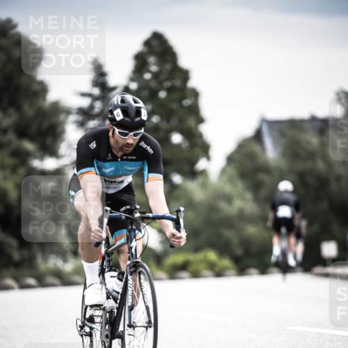 21.06.2026 - 29. Vierlanden-Triathlon H.Heesch http://msf.ph/oto/9859324 21.06.2026 10:32:01 Radfahren 52, 57, 62, 137, 138, 213, 617 meine-sportfotos.de