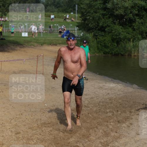 21.06.2026 - 29. Vierlanden-Triathlon Andreas Tolksdorf http://msf.ph/oto/9859328 21.06.2026 09:05:27 Schwimmen 287 meine-sportfotos.de