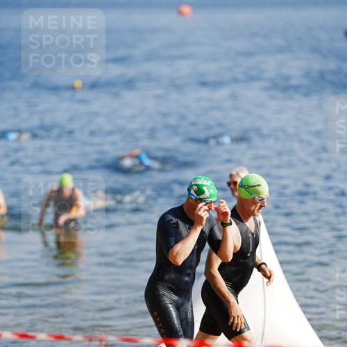 21.06.2026 - 29. Vierlanden-Triathlon LAZAROV Photography http://msf.ph/oto/9859339 21.06.2026 08:18:43 Schwimmen  meine-sportfotos.de