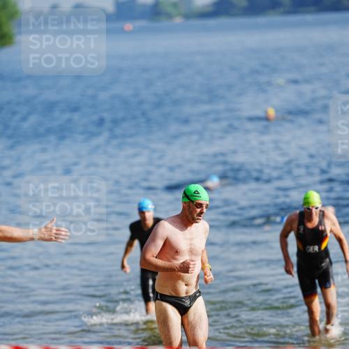 21.06.2026 - 29. Vierlanden-Triathlon LAZAROV Photography http://msf.ph/oto/9859343 21.06.2026 08:18:54 Schwimmen  meine-sportfotos.de