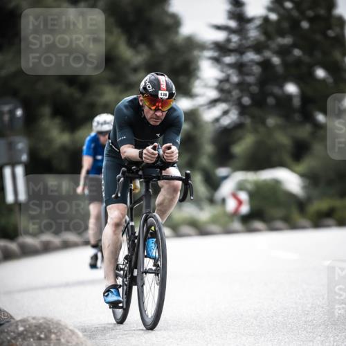 21.06.2026 - 29. Vierlanden-Triathlon H.Heesch http://msf.ph/oto/9859349 21.06.2026 10:32:03 Radfahren 19, 52, 57, 137, 138, 617 meine-sportfotos.de