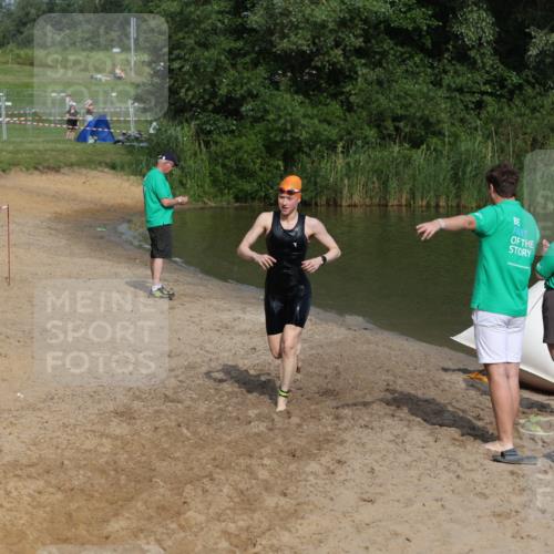 21.06.2026 - 29. Vierlanden-Triathlon Andreas Tolksdorf http://msf.ph/oto/9859358 21.06.2026 09:05:49 Schwimmen 299 meine-sportfotos.de
