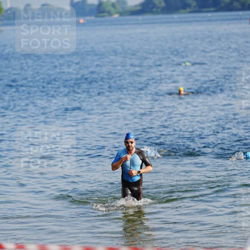 21.06.2026 - 29. Vierlanden-Triathlon LAZAROV Photography http://msf.ph/oto/9859397 21.06.2026 08:19:02 Schwimmen  meine-sportfotos.de