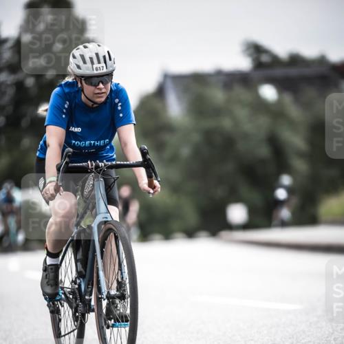 21.06.2026 - 29. Vierlanden-Triathlon H.Heesch http://msf.ph/oto/9859416 21.06.2026 10:32:04 Radfahren 19, 52, 57, 138, 617 meine-sportfotos.de