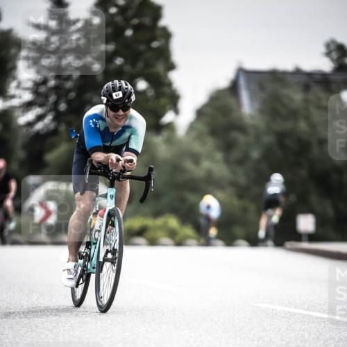 21.06.2026 - 29. Vierlanden-Triathlon H.Heesch http://msf.ph/oto/9859440 21.06.2026 10:32:08 Radfahren 19, 57, 196, 617 meine-sportfotos.de