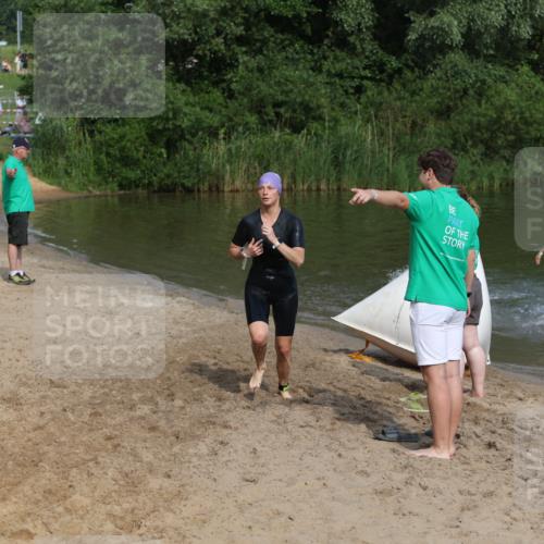 21.06.2026 - 29. Vierlanden-Triathlon Andreas Tolksdorf http://msf.ph/oto/9859455 21.06.2026 09:08:15 Schwimmen 224, 228, 1354 meine-sportfotos.de