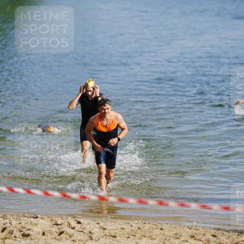 21.06.2026 - 29. Vierlanden-Triathlon LAZAROV Photography http://msf.ph/oto/9859460 21.06.2026 08:32:41 Schwimmen 16, 26 meine-sportfotos.de