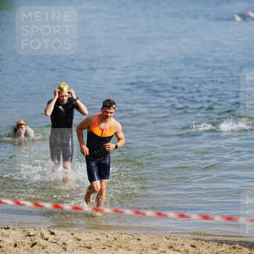 21.06.2026 - 29. Vierlanden-Triathlon LAZAROV Photography http://msf.ph/oto/9859465 21.06.2026 08:32:42 Schwimmen 16, 26 meine-sportfotos.de