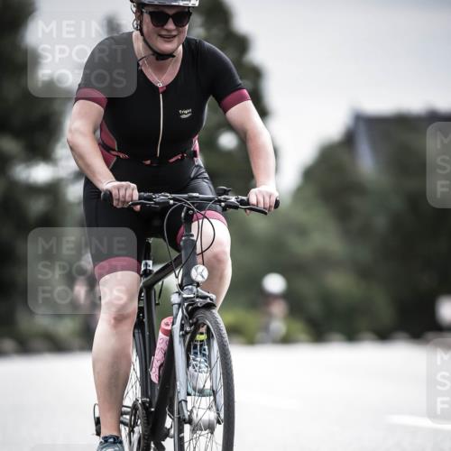 21.06.2026 - 29. Vierlanden-Triathlon H.Heesch http://msf.ph/oto/9859541 21.06.2026 10:32:16 Radfahren 84, 165, 169, 196, 199, 312, 594, 595 meine-sportfotos.de