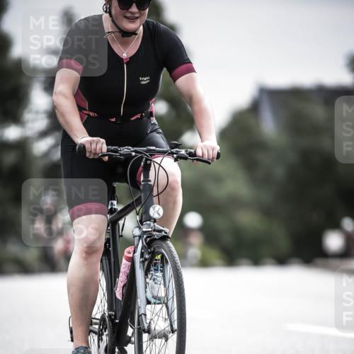 21.06.2026 - 29. Vierlanden-Triathlon H.Heesch http://msf.ph/oto/9859544 21.06.2026 10:32:16 Radfahren 84, 165, 169, 196, 199, 312, 594, 595 meine-sportfotos.de
