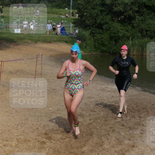 21.06.2026 - 29. Vierlanden-Triathlon Andreas Tolksdorf http://msf.ph/oto/9859571 21.06.2026 09:08:20 Schwimmen 224, 228, 233, 268, 1354 meine-sportfotos.de