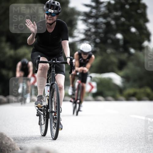 21.06.2026 - 29. Vierlanden-Triathlon H.Heesch http://msf.ph/oto/9859589 21.06.2026 10:32:22 Radfahren 13, 54, 84, 165, 169, 199, 595 meine-sportfotos.de