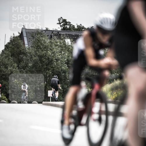 21.06.2026 - 29. Vierlanden-Triathlon H.Heesch http://msf.ph/oto/9859608 21.06.2026 10:32:24 Radfahren 12, 13, 54, 84, 165, 169, 199, 239, 324, 595 meine-sportfotos.de