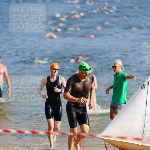 21.06.2026 - 29. Vierlanden-Triathlon LAZAROV Photography http://msf.ph/oto/9859656 21.06.2026 08:35:07 Schwimmen 216 meine-sportfotos.de