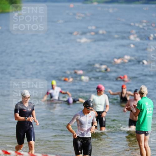 21.06.2026 - 29. Vierlanden-Triathlon LAZAROV Photography http://msf.ph/oto/9859674 21.06.2026 08:35:49 Schwimmen  meine-sportfotos.de