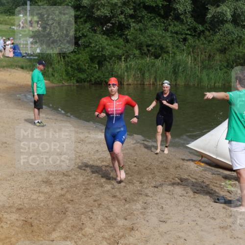 21.06.2026 - 29. Vierlanden-Triathlon Andreas Tolksdorf http://msf.ph/oto/9859702 21.06.2026 09:08:28 Schwimmen 226, 233, 257, 268 meine-sportfotos.de