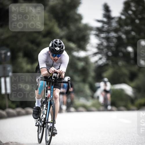 21.06.2026 - 29. Vierlanden-Triathlon H.Heesch http://msf.ph/oto/9859704 21.06.2026 10:32:31 Radfahren 12, 54, 93, 217, 239, 287, 299, 302, 324 meine-sportfotos.de
