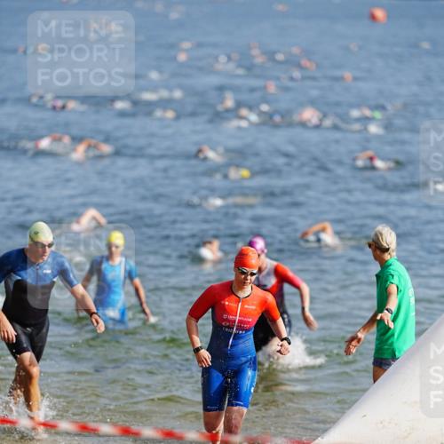 21.06.2026 - 29. Vierlanden-Triathlon LAZAROV Photography http://msf.ph/oto/9859741 21.06.2026 08:36:11 Schwimmen  meine-sportfotos.de