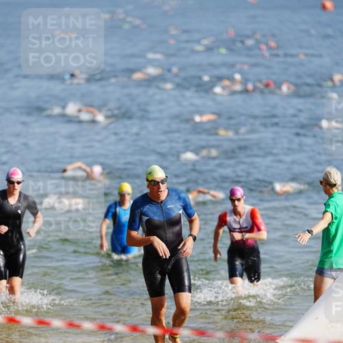 21.06.2026 - 29. Vierlanden-Triathlon LAZAROV Photography http://msf.ph/oto/9859753 21.06.2026 08:36:12 Schwimmen  meine-sportfotos.de