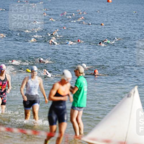 21.06.2026 - 29. Vierlanden-Triathlon LAZAROV Photography http://msf.ph/oto/9859809 21.06.2026 08:36:26 Schwimmen  meine-sportfotos.de
