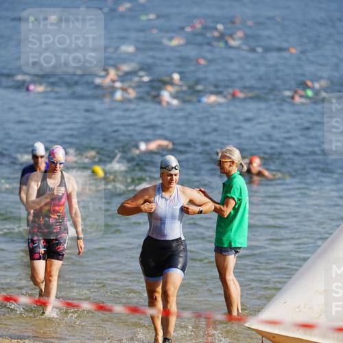 21.06.2026 - 29. Vierlanden-Triathlon LAZAROV Photography http://msf.ph/oto/9859821 21.06.2026 08:36:29 Schwimmen  meine-sportfotos.de