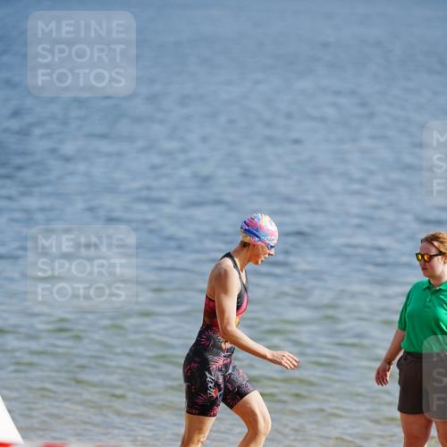 21.06.2026 - 29. Vierlanden-Triathlon LAZAROV Photography http://msf.ph/oto/9859847 21.06.2026 08:36:33 Schwimmen  meine-sportfotos.de