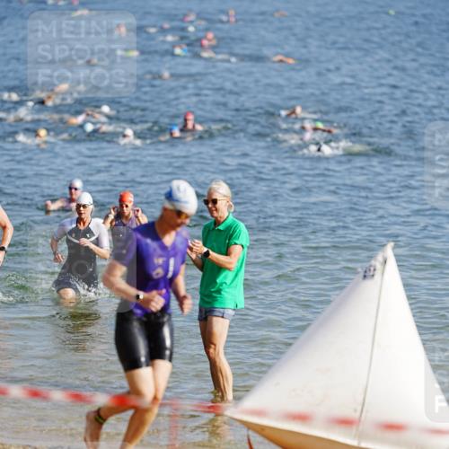 21.06.2026 - 29. Vierlanden-Triathlon LAZAROV Photography http://msf.ph/oto/9859853 21.06.2026 08:36:34 Schwimmen  meine-sportfotos.de