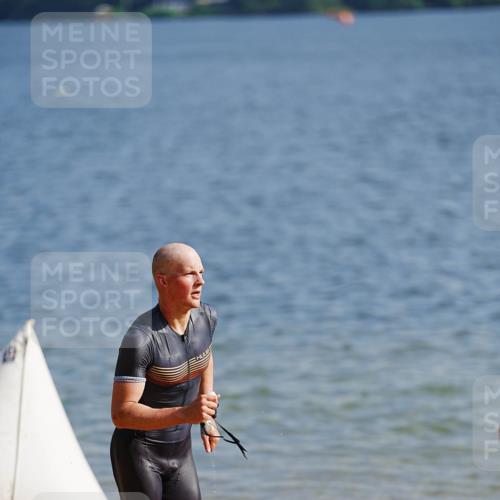 21.06.2026 - 29. Vierlanden-Triathlon LAZAROV Photography http://msf.ph/oto/9859928 21.06.2026 08:37:06 Schwimmen 24, 30, 63 meine-sportfotos.de