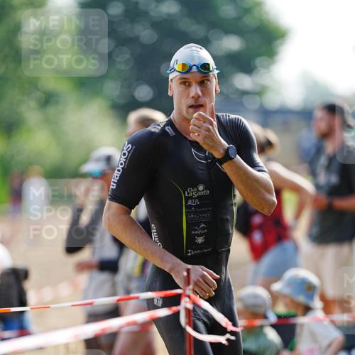 21.06.2026 - 29. Vierlanden-Triathlon LAZAROV Photography http://msf.ph/oto/9859973 21.06.2026 08:38:04 Schwimmen 13, 37 meine-sportfotos.de