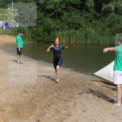 21.06.2026 - 29. Vierlanden-Triathlon Andreas Tolksdorf http://msf.ph/oto/9860049 21.06.2026 09:08:46 Schwimmen 221 meine-sportfotos.de