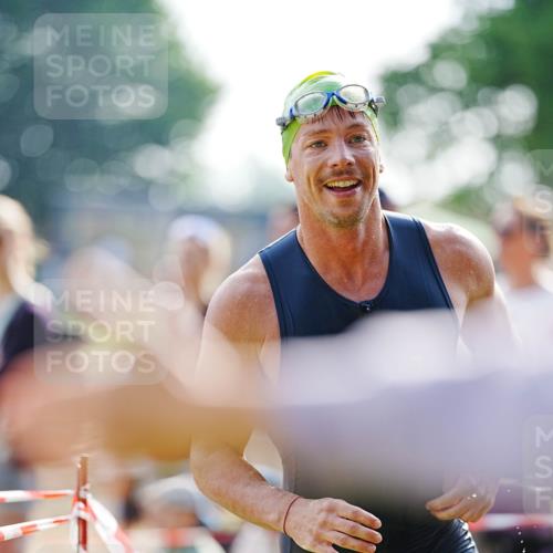 21.06.2026 - 29. Vierlanden-Triathlon LAZAROV Photography http://msf.ph/oto/9860075 21.06.2026 08:38:22 Schwimmen 12, 45, 76, 77 meine-sportfotos.de