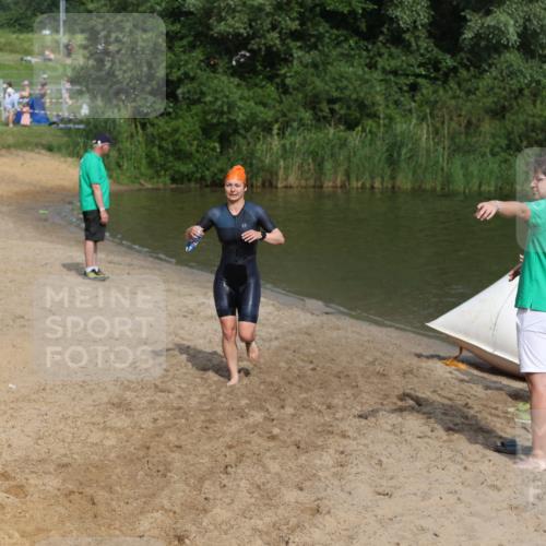 21.06.2026 - 29. Vierlanden-Triathlon Andreas Tolksdorf http://msf.ph/oto/9860083 21.06.2026 09:08:47 Schwimmen 221 meine-sportfotos.de