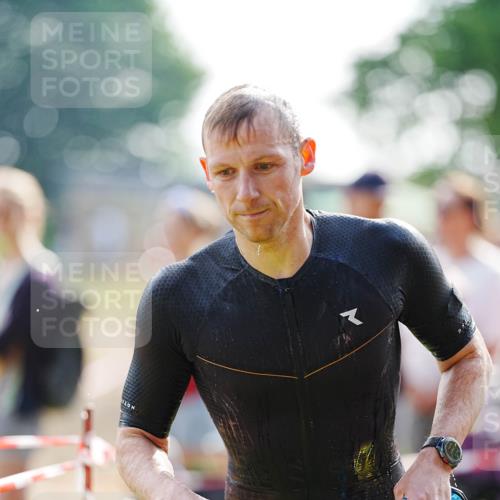 21.06.2026 - 29. Vierlanden-Triathlon LAZAROV Photography http://msf.ph/oto/9860093 21.06.2026 08:38:24 Schwimmen 12, 45, 57, 76, 77 meine-sportfotos.de