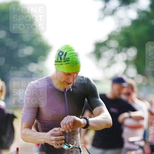 21.06.2026 - 29. Vierlanden-Triathlon LAZAROV Photography http://msf.ph/oto/9860104 21.06.2026 08:38:26 Schwimmen 12, 45, 57, 76, 77 meine-sportfotos.de