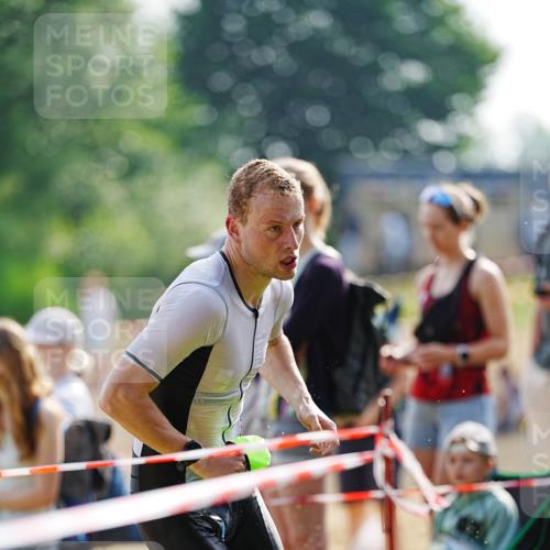 21.06.2026 - 29. Vierlanden-Triathlon LAZAROV Photography http://msf.ph/oto/9860116 21.06.2026 08:38:32 Schwimmen 12, 45, 57, 77 meine-sportfotos.de
