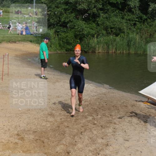 21.06.2026 - 29. Vierlanden-Triathlon Andreas Tolksdorf http://msf.ph/oto/9860121 21.06.2026 09:08:47 Schwimmen 221 meine-sportfotos.de