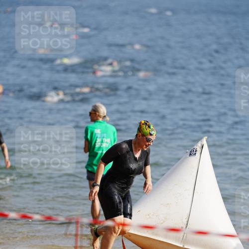 21.06.2026 - 29. Vierlanden-Triathlon LAZAROV Photography http://msf.ph/oto/9860155 21.06.2026 08:38:47 Schwimmen 60 meine-sportfotos.de