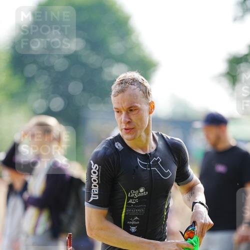 21.06.2026 - 29. Vierlanden-Triathlon LAZAROV Photography http://msf.ph/oto/9860223 21.06.2026 08:39:06 Schwimmen 10, 61, 82 meine-sportfotos.de