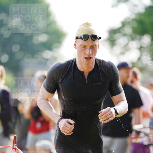 21.06.2026 - 29. Vierlanden-Triathlon LAZAROV Photography http://msf.ph/oto/9860267 21.06.2026 08:39:15 Schwimmen 10 meine-sportfotos.de
