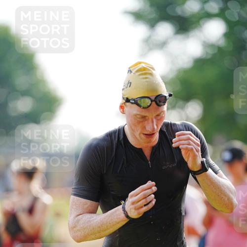 21.06.2026 - 29. Vierlanden-Triathlon LAZAROV Photography http://msf.ph/oto/9860271 21.06.2026 08:39:15 Schwimmen 10 meine-sportfotos.de