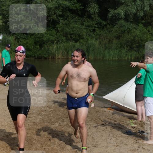 21.06.2026 - 29. Vierlanden-Triathlon Andreas Tolksdorf http://msf.ph/oto/9860273 21.06.2026 09:10:38 Schwimmen 267, 271, 274, 284, 293, 298, 301 meine-sportfotos.de
