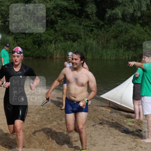 21.06.2026 - 29. Vierlanden-Triathlon Andreas Tolksdorf http://msf.ph/oto/9860280 21.06.2026 09:10:38 Schwimmen 267, 271, 274, 284, 293, 298, 301 meine-sportfotos.de