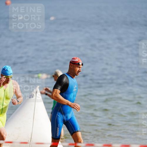 21.06.2026 - 29. Vierlanden-Triathlon LAZAROV Photography http://msf.ph/oto/9860296 21.06.2026 08:39:20 Schwimmen 10, 32, 155, 166, 212 meine-sportfotos.de