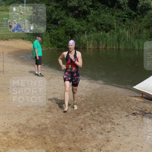 21.06.2026 - 29. Vierlanden-Triathlon Andreas Tolksdorf http://msf.ph/oto/9860416 21.06.2026 09:10:47 Schwimmen 273, 274, 301 meine-sportfotos.de