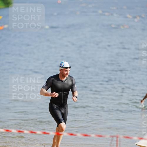 21.06.2026 - 29. Vierlanden-Triathlon LAZAROV Photography http://msf.ph/oto/9860418 21.06.2026 08:41:18 Schwimmen 14, 99, 132 meine-sportfotos.de