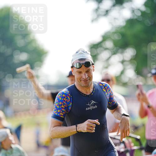 21.06.2026 - 29. Vierlanden-Triathlon LAZAROV Photography http://msf.ph/oto/9860474 21.06.2026 08:41:33 Schwimmen 14, 145 meine-sportfotos.de